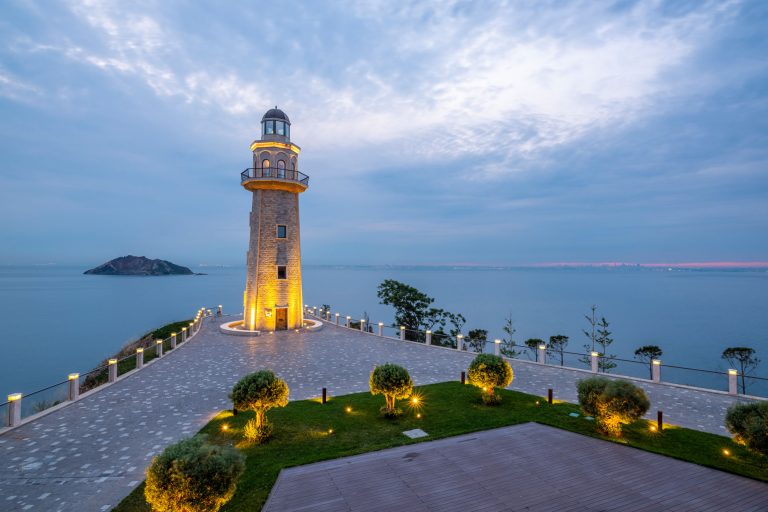 Demokrasi ve Özgürlükler Adası